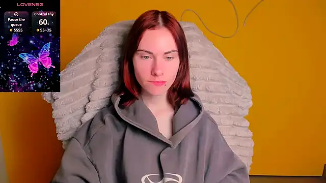 Fiona Night online show from April 18, 5:21 am