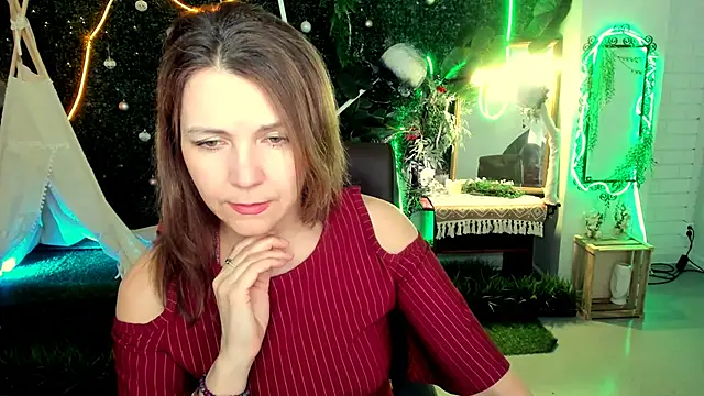 NicoleHitman online show from March 26, 1:13 pm