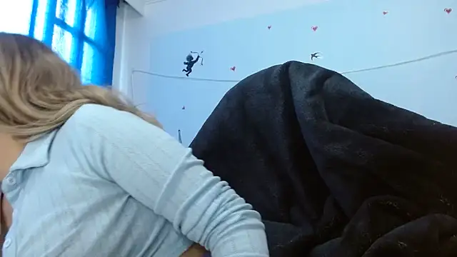 nanis milf online show from April 12, 2:42 pm