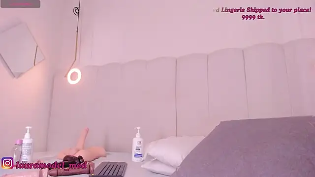 riri candy online show from March 27, 8:26 am