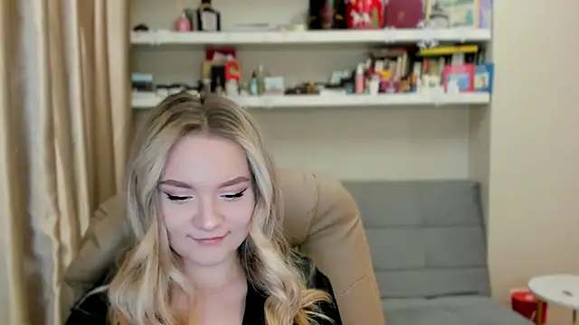 Kara Smith  online show from March 6, 11:11 pm