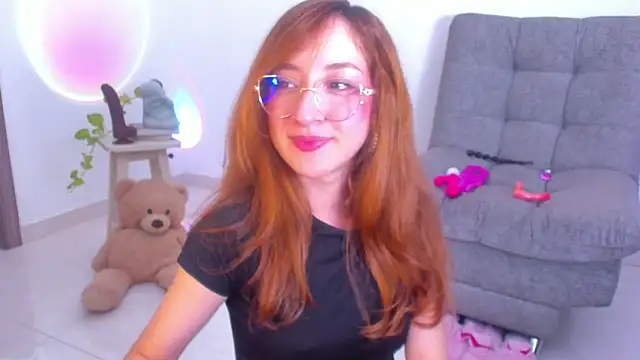 catalina uwu online show from April 2, 3:59 am