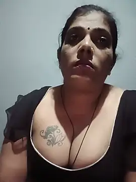 kissmetha online show from July 11, 2:06 pm
