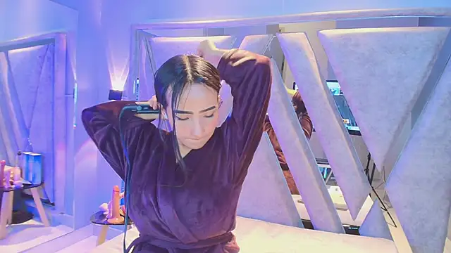 Alice 26  online show from March 5, 2:57 pm