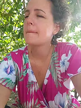 emiliemilf online show from April 1, 6:16 pm