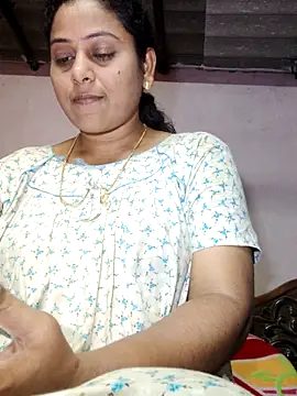 JENNIFERtamil online show from April 11, 7:45 am