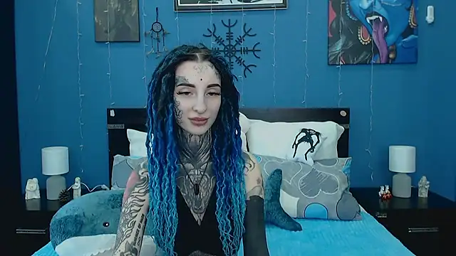 Velvetbat online show from April 4, 7:07 am