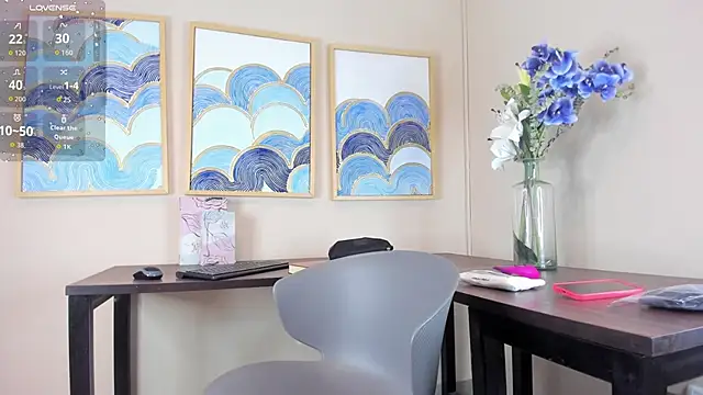 andrea xoe  online show from November 29, 2:32 pm