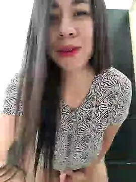 Yuli Mars online show from April 11, 3:05 pm