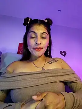 Fox Roxxan online show from March 29, 2:10 am