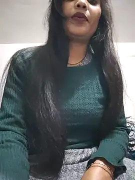 cute radhikaa online show from January 9, 8:08 am