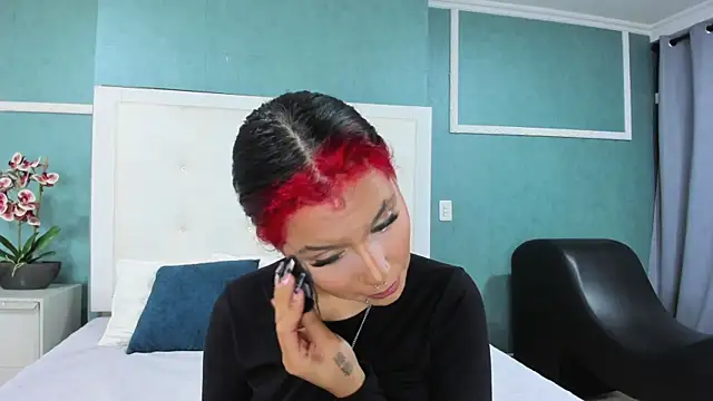 ania gomez online show from January 12, 9:09 pm