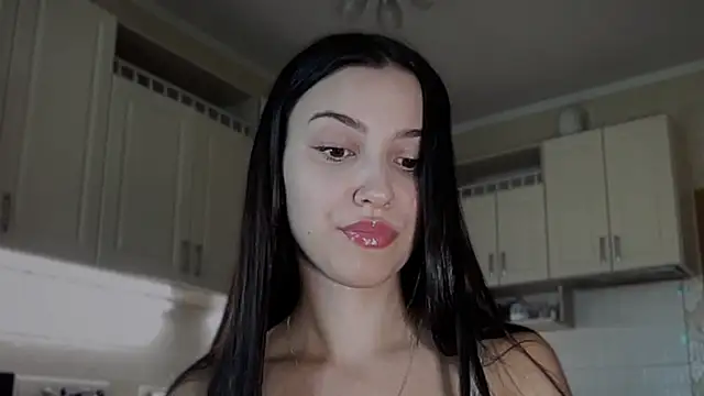 elza rose online show from July 17, 10:30 am