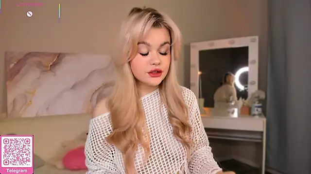 ShyEmma  online show from February 17, 1:16 am