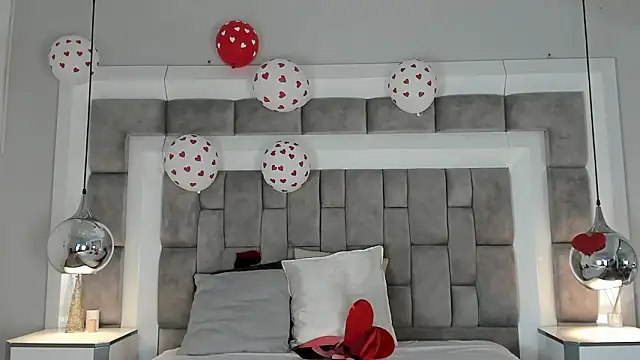 JuliettaBleer online show from February 16, 1:11 pm