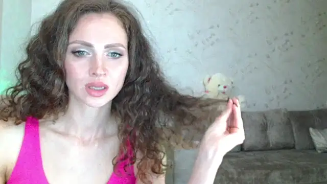 Amber Carrol online show from April 13, 6:30 pm