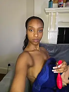 Hazel Dollxx online show from August 2, 6:05 am