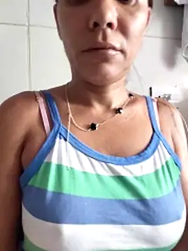 dyjaA online show from March 6, 12:55 pm