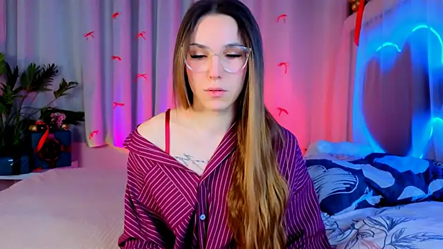 -CindyLou online show from January 9, 5:34 am