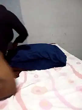 DOLLY501 online show from February 14, 8:22 pm