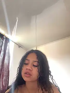 jadee8 online show from February 15, 1:43 pm