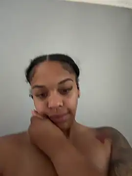 Regina69slut online show from June 29, 7:59 am