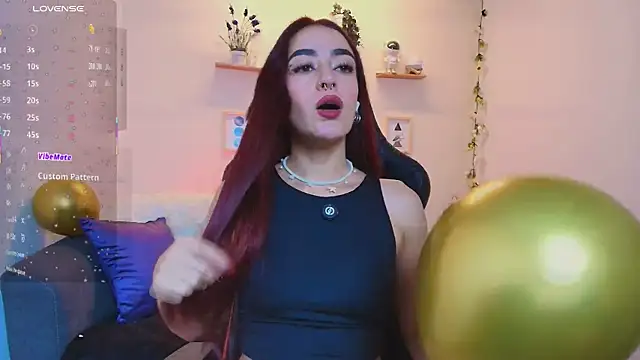 ViolethRosse online show from July 21, 1:23 pm