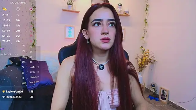 ViolethRosse online show from July 6, 3:14 pm