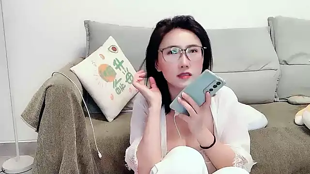 Rileyar1314 online show from December 14, 1:50 pm