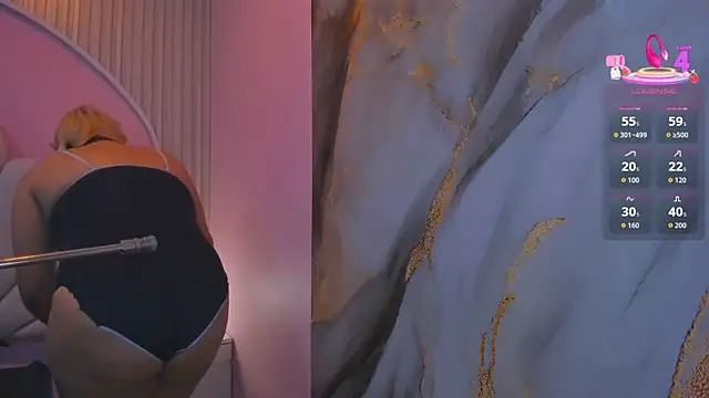 hinata dolly online show from April 10, 11:05 am