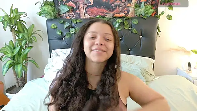 Amanda sweet online show from March 12, 1:25 pm