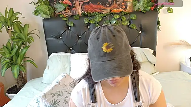 Amanda sweet online show from March 8, 2:32 pm