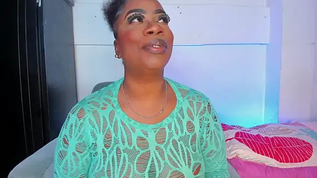 Keily-w online show from April 9, 6:19 am