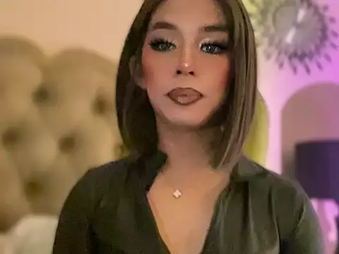 solana imani online show from April 15, 4:51 pm