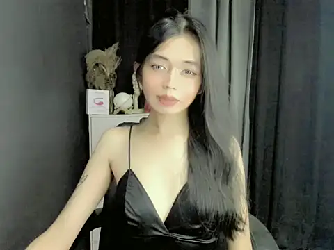 LexiLove online show from May 12, 1:51 pm