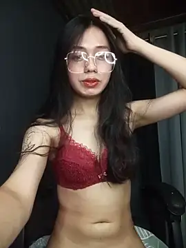 LexiLove online show from May 27, 3:09 pm