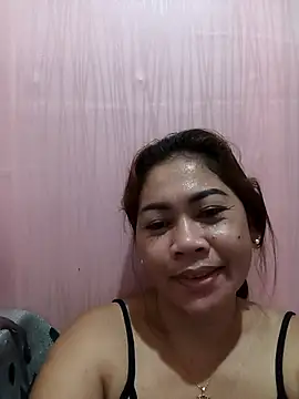 sexybitch 02 online show from April 17, 10:45 pm