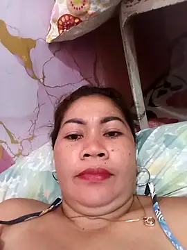 sexybitch 02 online show from April 6, 7:09 am