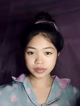 Thy00   online show from December 17, 3:05 pm