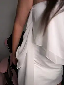 salomecute21 online show from August 5, 11:49 am