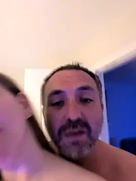 Cinnamonshots online show from April 23, 4:09 am