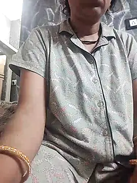 Soniya Roy online show from April 18, 2:03 am