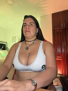 carol cruz133 online show from April 14, 11:38 pm