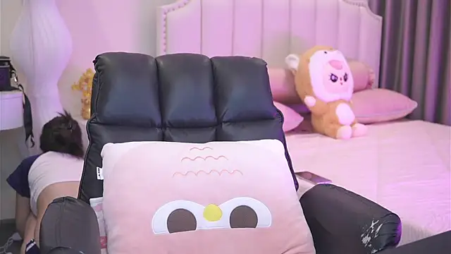  Dorry  online show from April 19, 6:32 pm