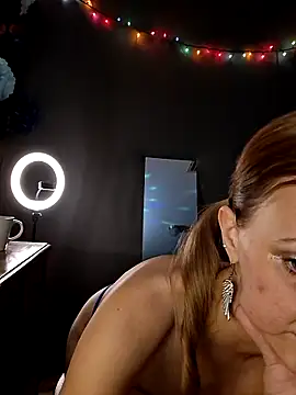 PeachyAriel online show from March 27, 3:19 am