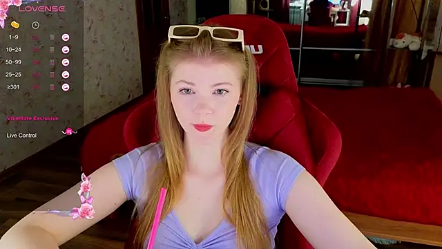 Jenny Skinner20 online show from April 21, 7:21 pm