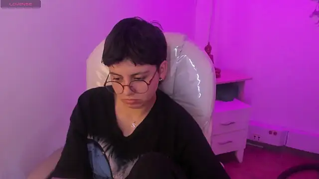 Nathaly ds online show from March 21, 8:19 am