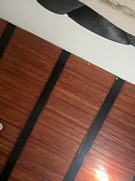 LiaCollings online show from April 14, 4:40 pm