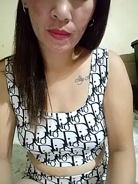 wildxxxGia online show from March 9, 7:17 pm