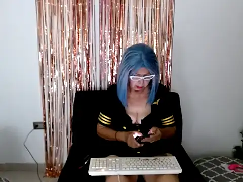 ruth blue21 online show from April 15, 12:00 am